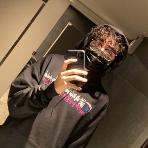 Meet your Posher, Emilio